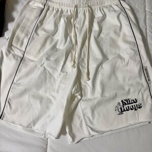 Nike Hoops Men's White Shorts-M